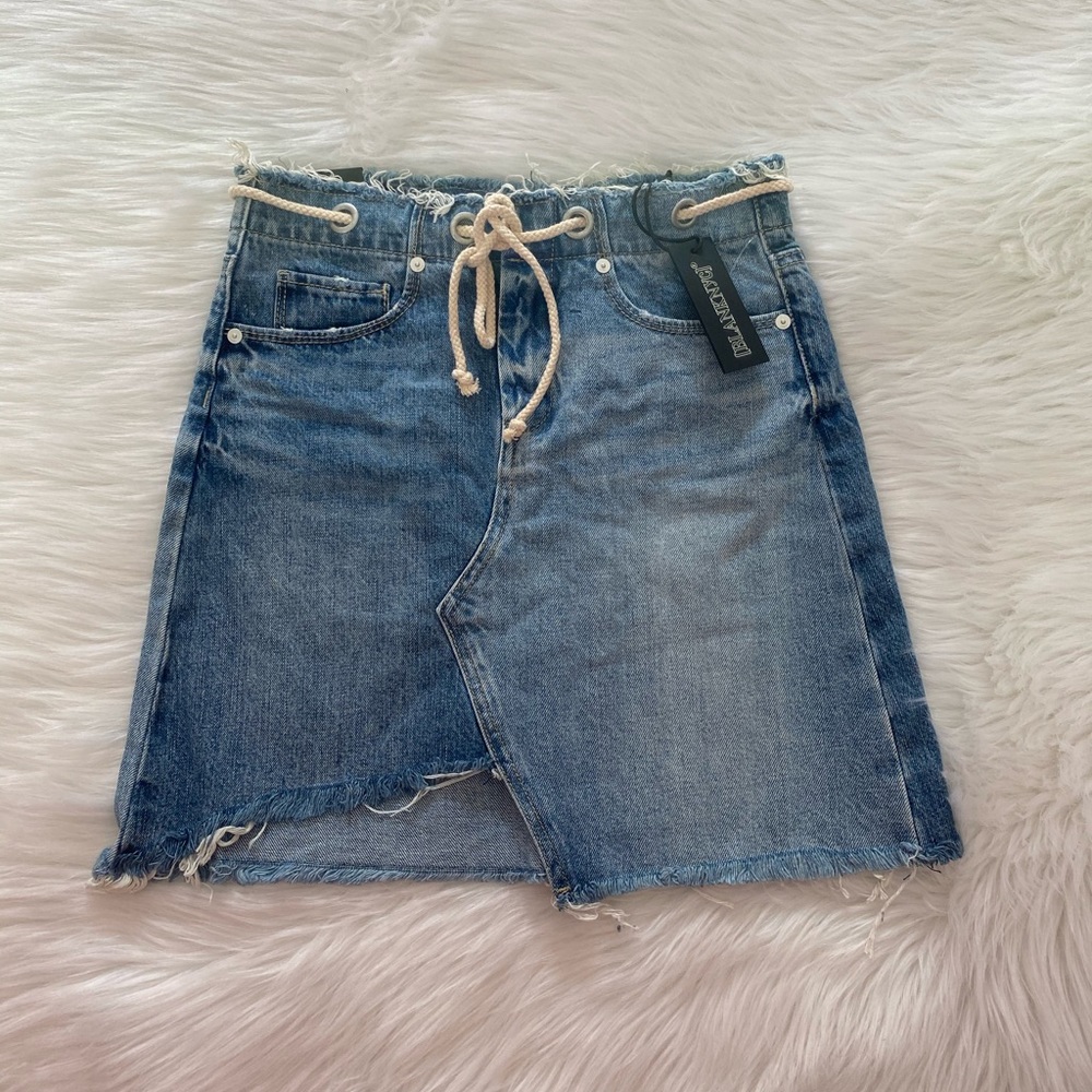 🟢NEW wTag-BLANK NYC Denim Skirt 24
